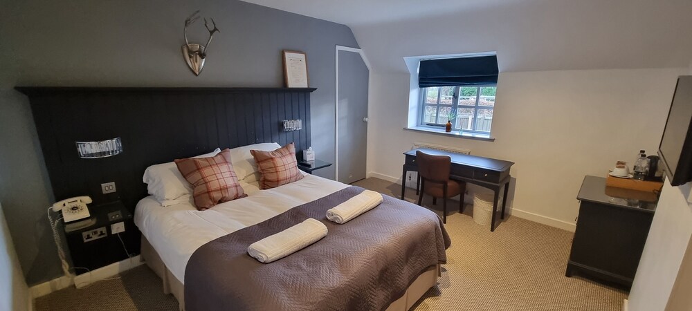 

Torino - Tetbury - The Ragged Cot