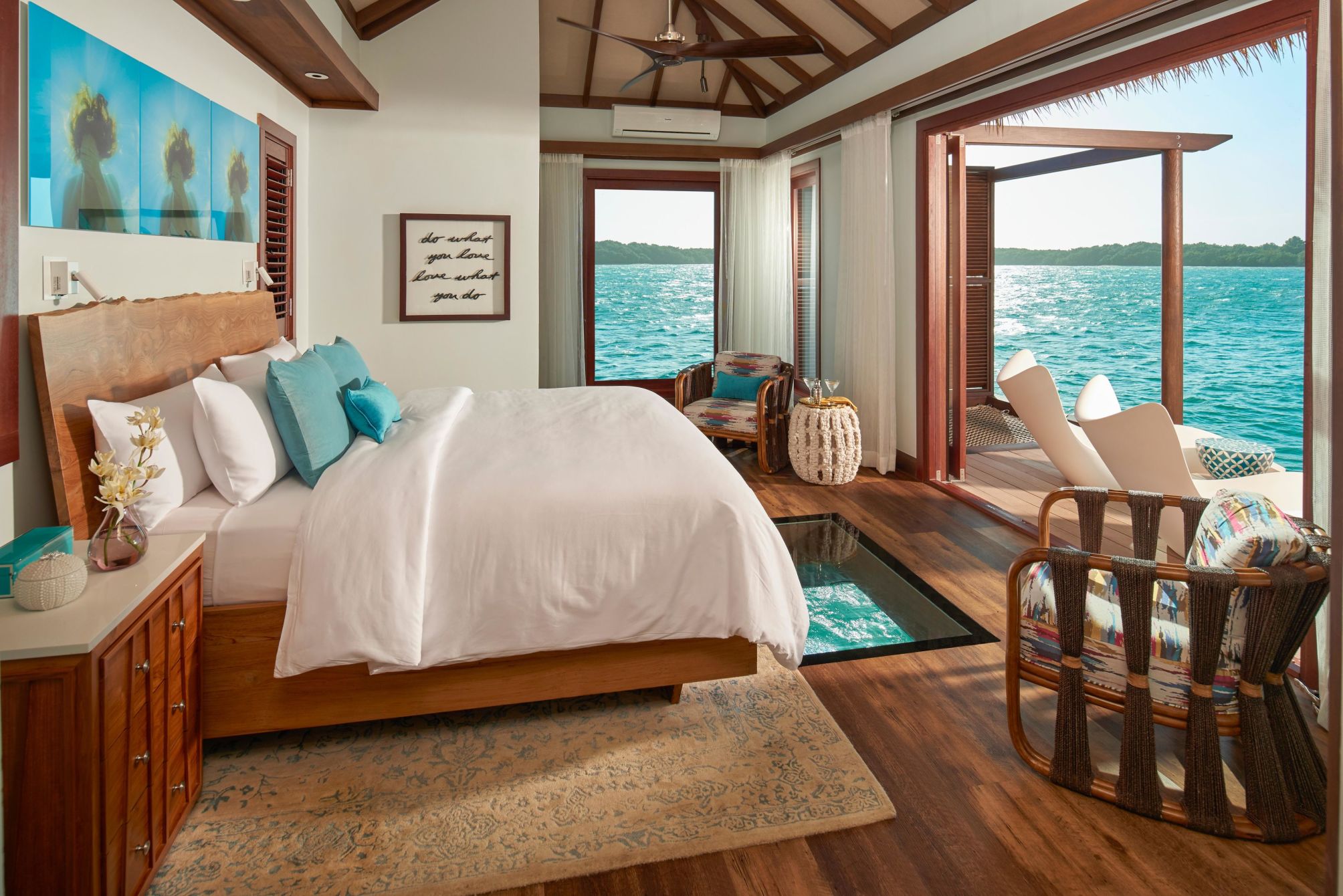 

Bologna - Whitehouse - Sandals South Coast