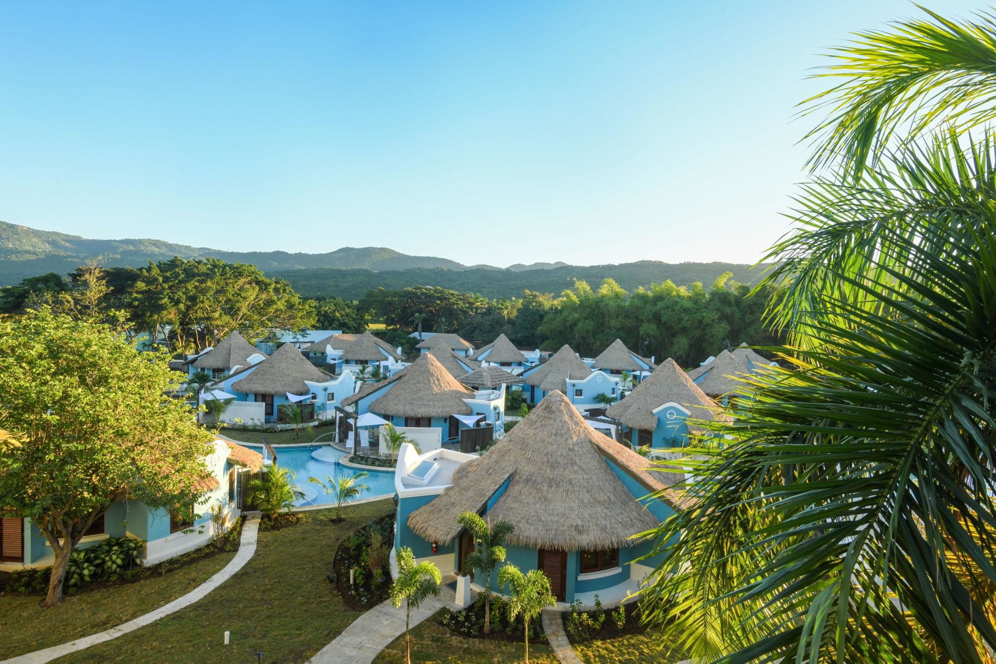

Bologna - Whitehouse - Sandals South Coast