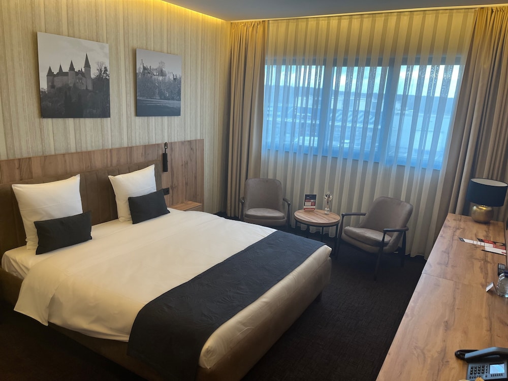 

Roma - Profondeville - Hotel Le 830 Namur