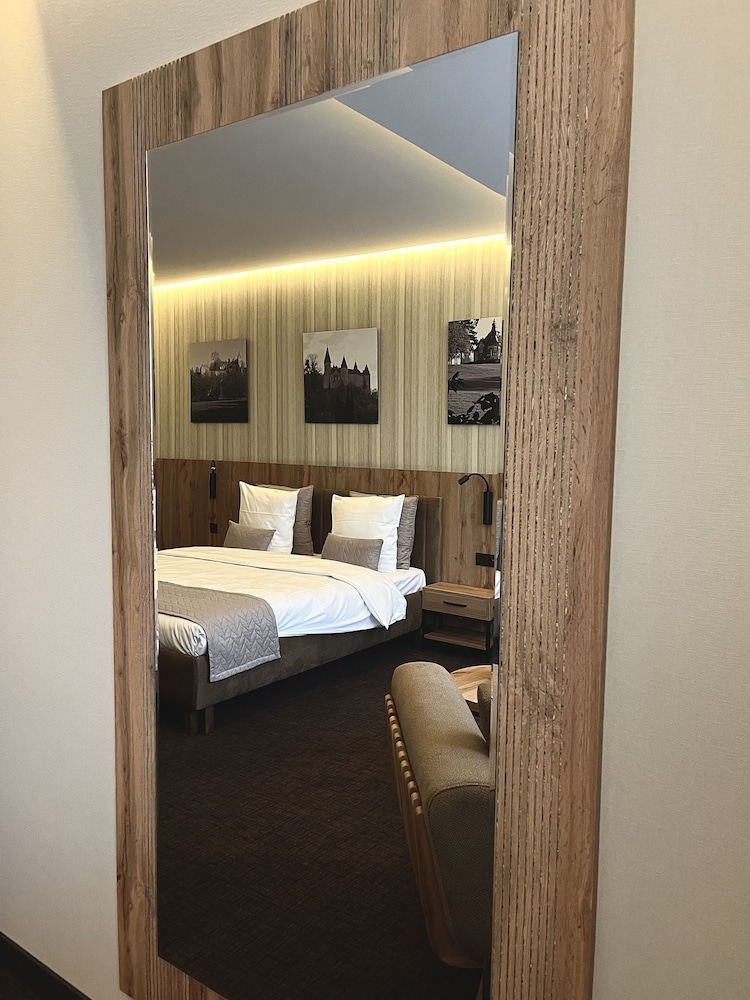 

Bologna - Profondeville - Hotel Le 830 Namur