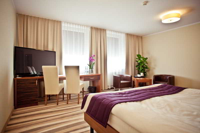 

Milano - Nowy Dwór Mazowiecki - Hotel Mazovia Airport Modlin