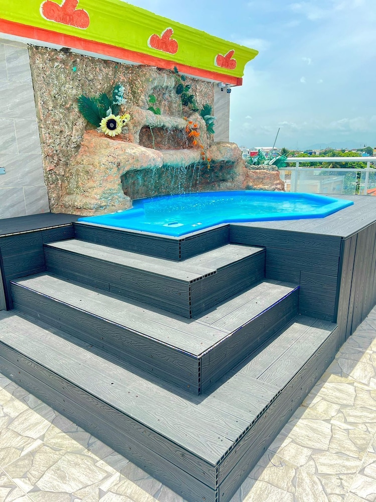 

Bari - Santo Domingo Città - DubaiRD