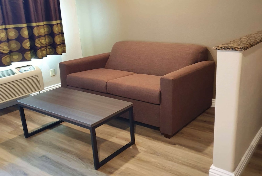 

Roma - Buena Park - Super 8 By Wyndham Cypress Buena Park Area