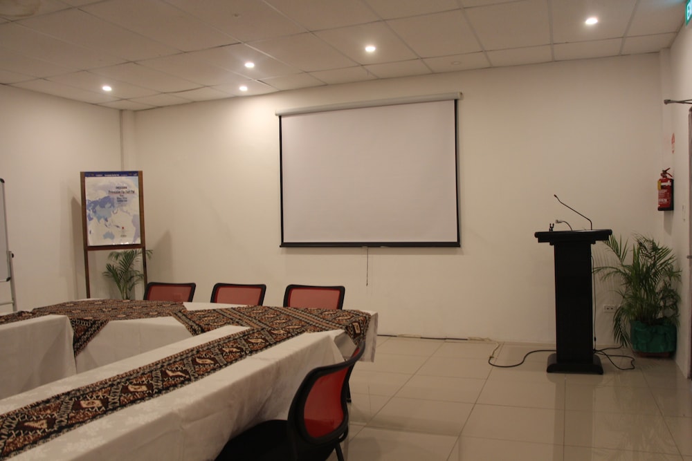 

Milano - Lautoka - Landers Bay Resort & Spa Fiji - Adults Only
