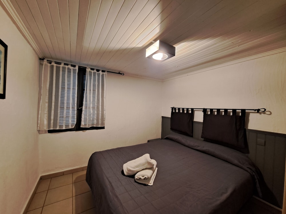 

Milano - Porto-Vecchio - Bungalows Filippi
