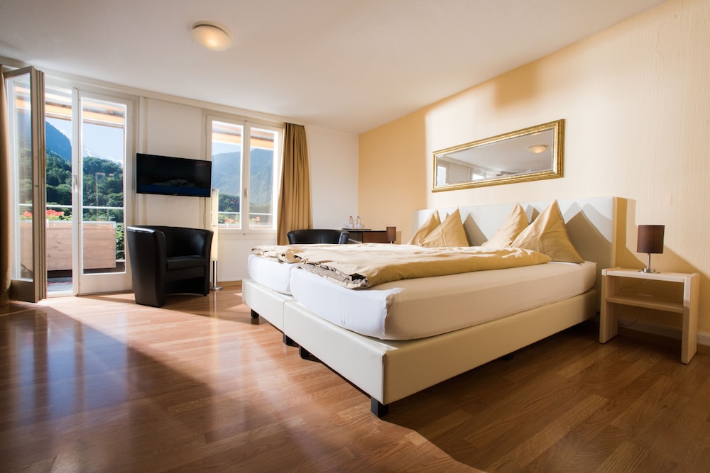 

Napoli - Wengen - Jungfrau Hotel