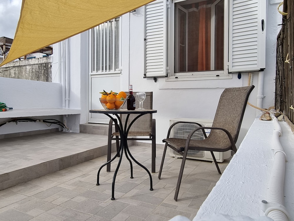 

Firenze - Haraki - Charming Traditional 1-bed House in Rhodes