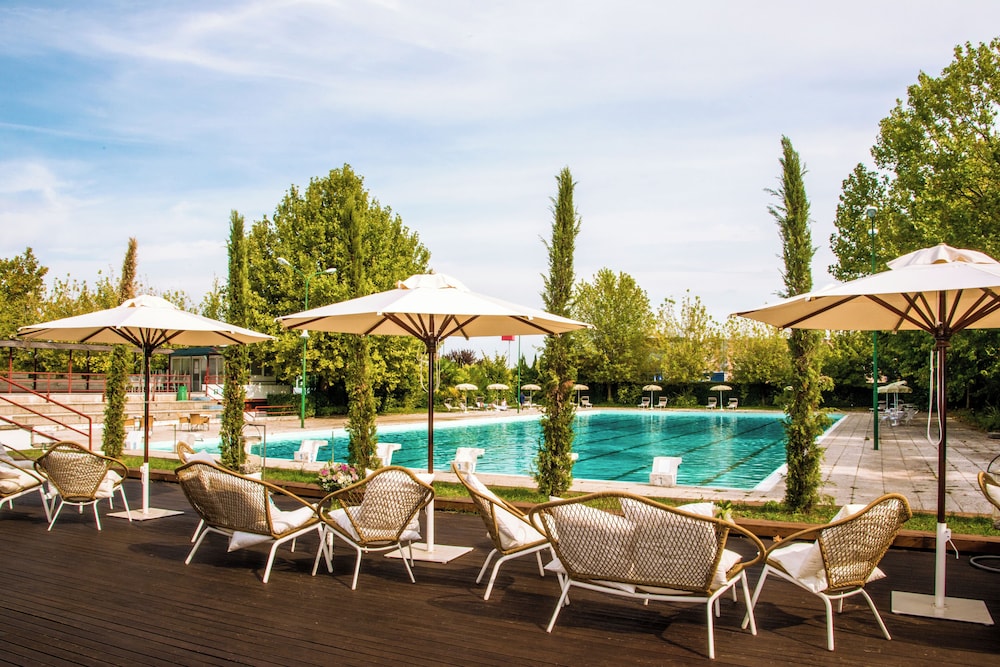 

Lamezia Terme - Bologna - Living Place Hotel