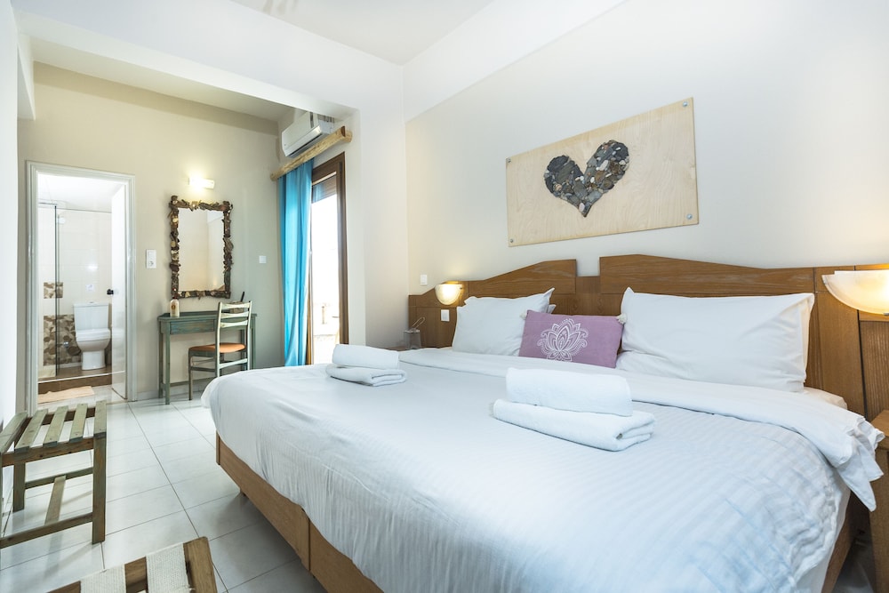 

Genova - Kissamos - Arodamos Studios Apartments