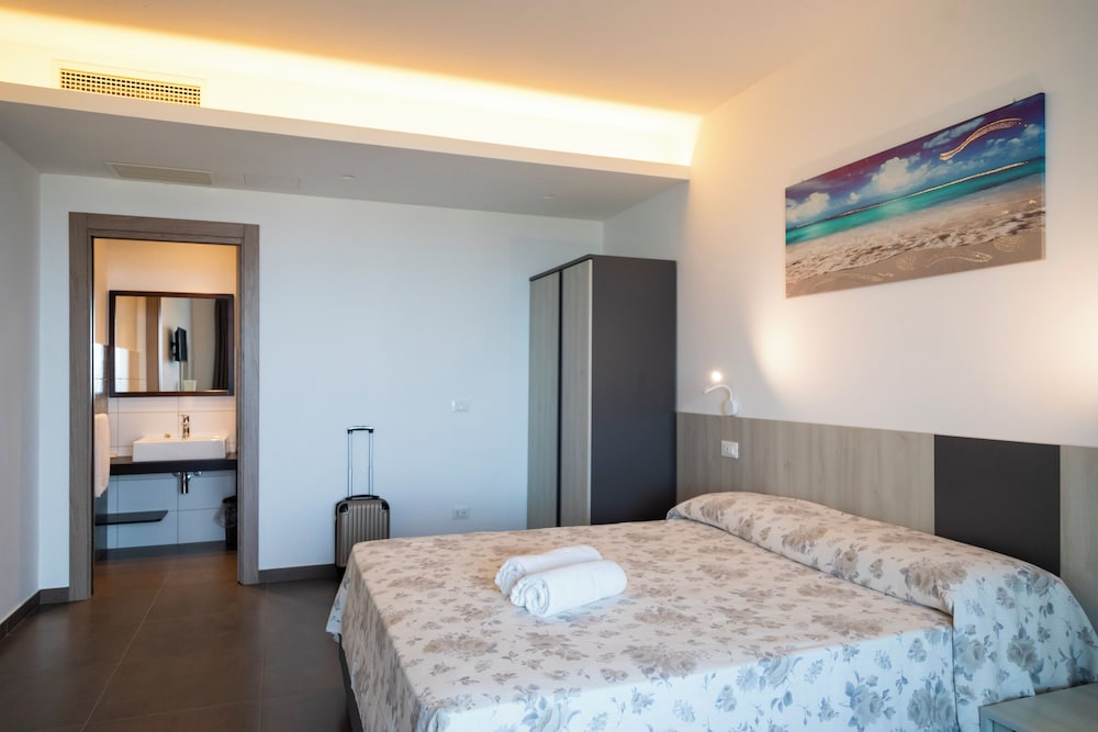 

Torino - Tropea - Luzia Agriresort