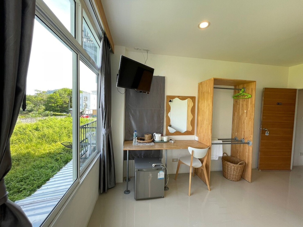 

Torino - Thalang - Dwell Phuket Airport Hotel at Naiyang