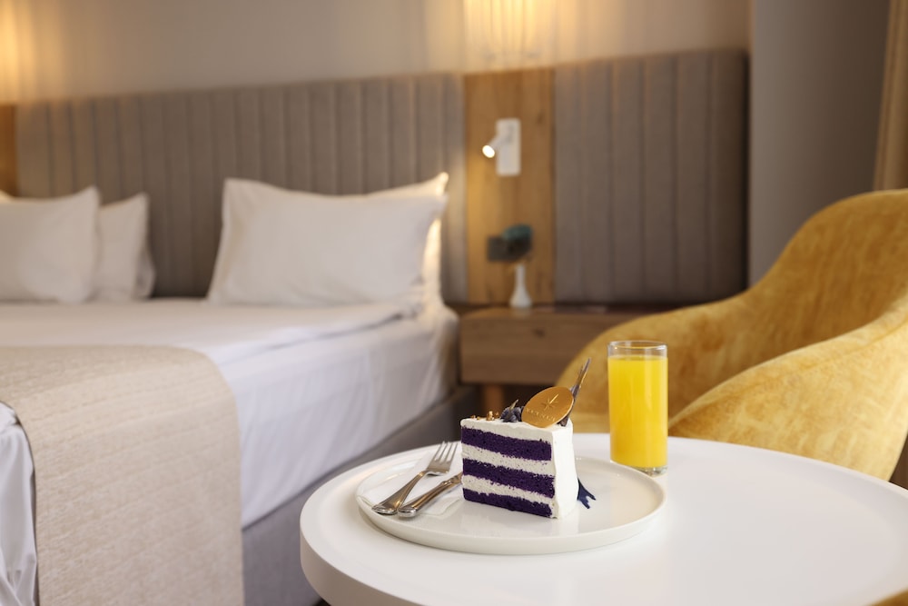 

Trieste - Basaksehir - Nova Plaza Prime Hotel