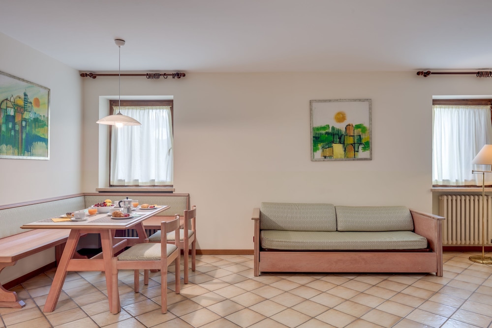 

Bologna - Lago di Garda, Laghi Italia - Residence La Filanda