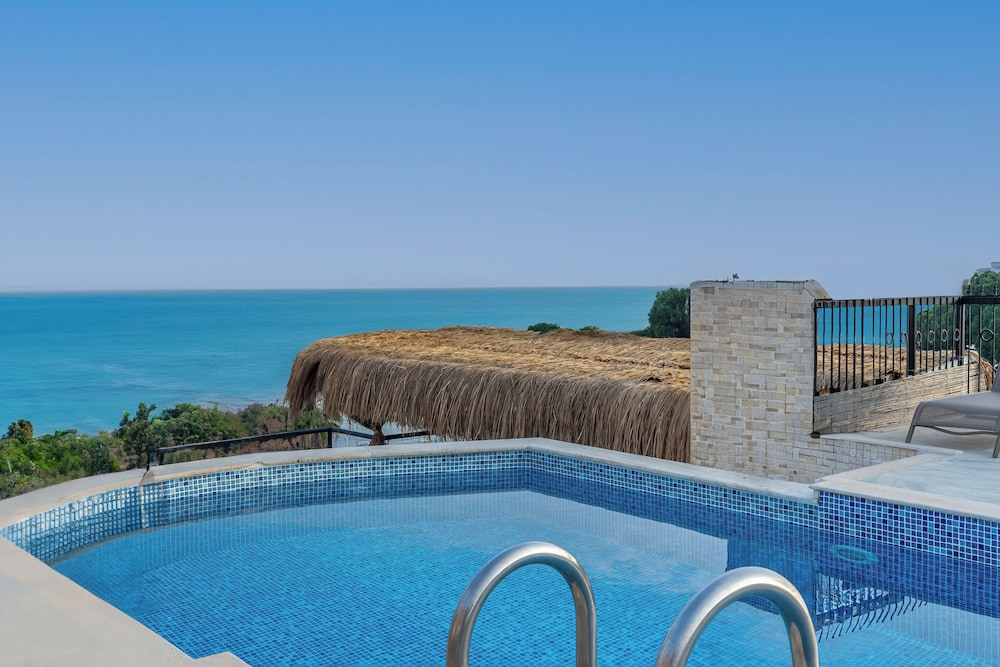 

Catania - Kusadasi - Rosy Suites Hotel