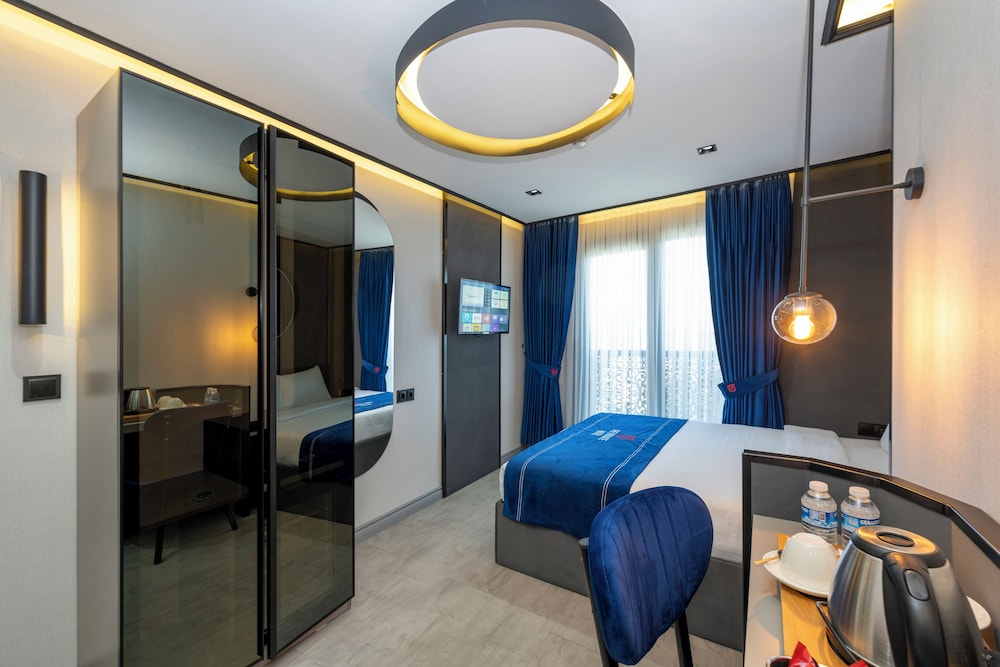 

Bologna - Istanbul, New Airport - The Private Airport Hotel