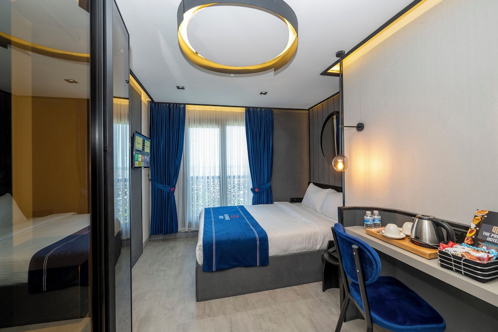 

Bologna - Istanbul, New Airport - The Private Airport Hotel