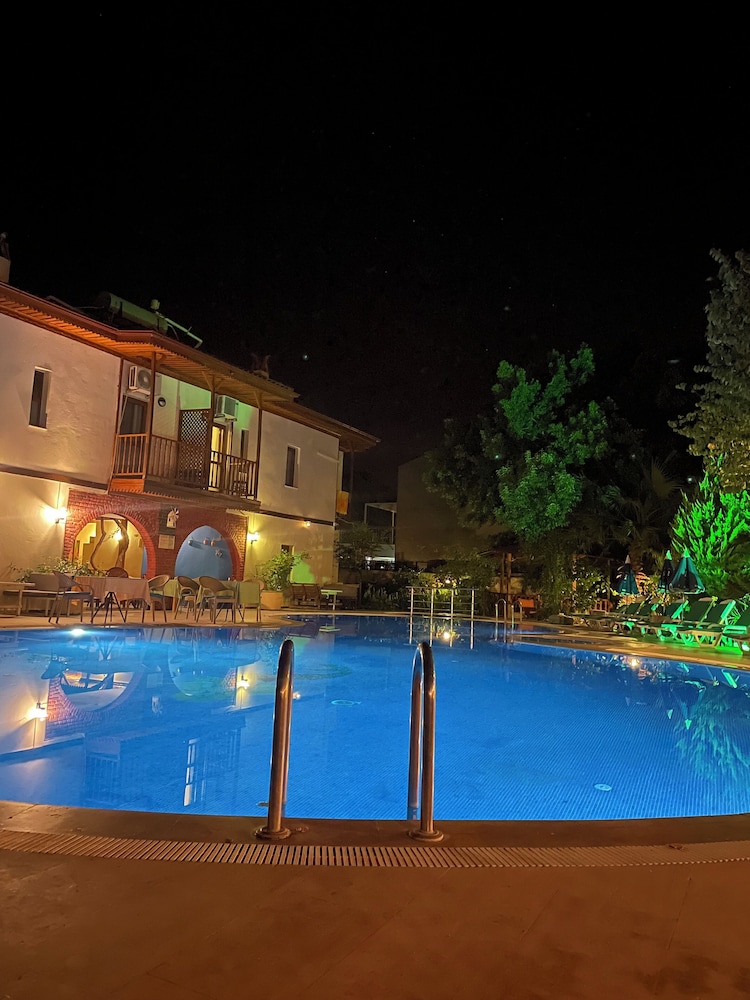 

Roma - Dalyan - Dalyan Konak Su Otel