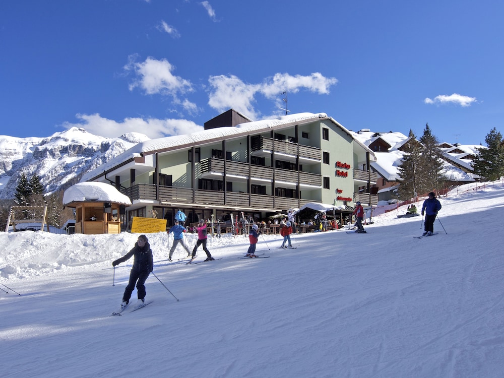 

Catania - Madonna di Campiglio - Hotel Alaska