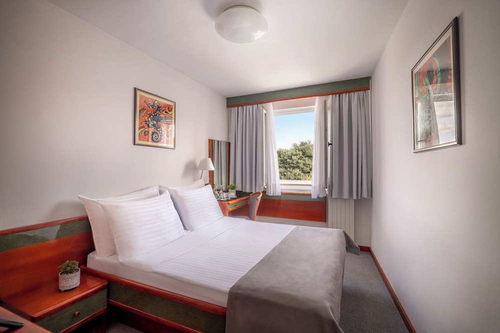 

Milano - Vrsar - Maistra Select Pineta Hotel