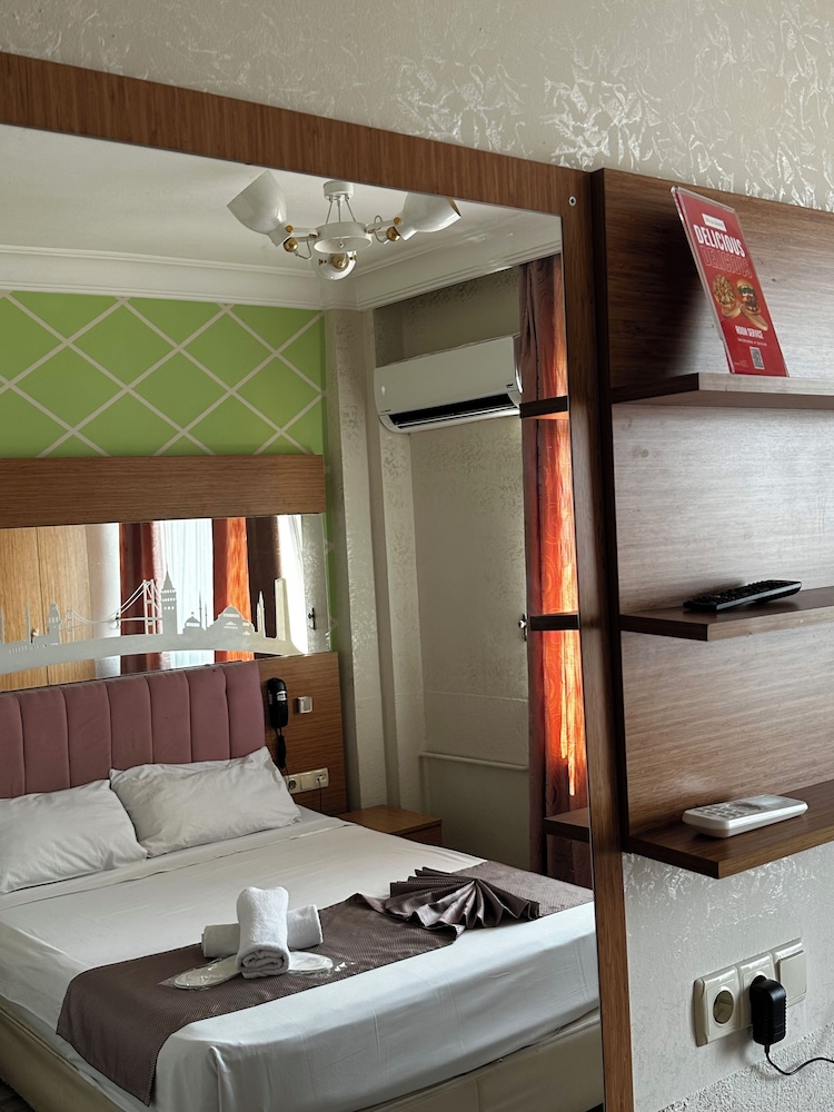 

Roma - Beyoğlu - Divas Silver Hotel