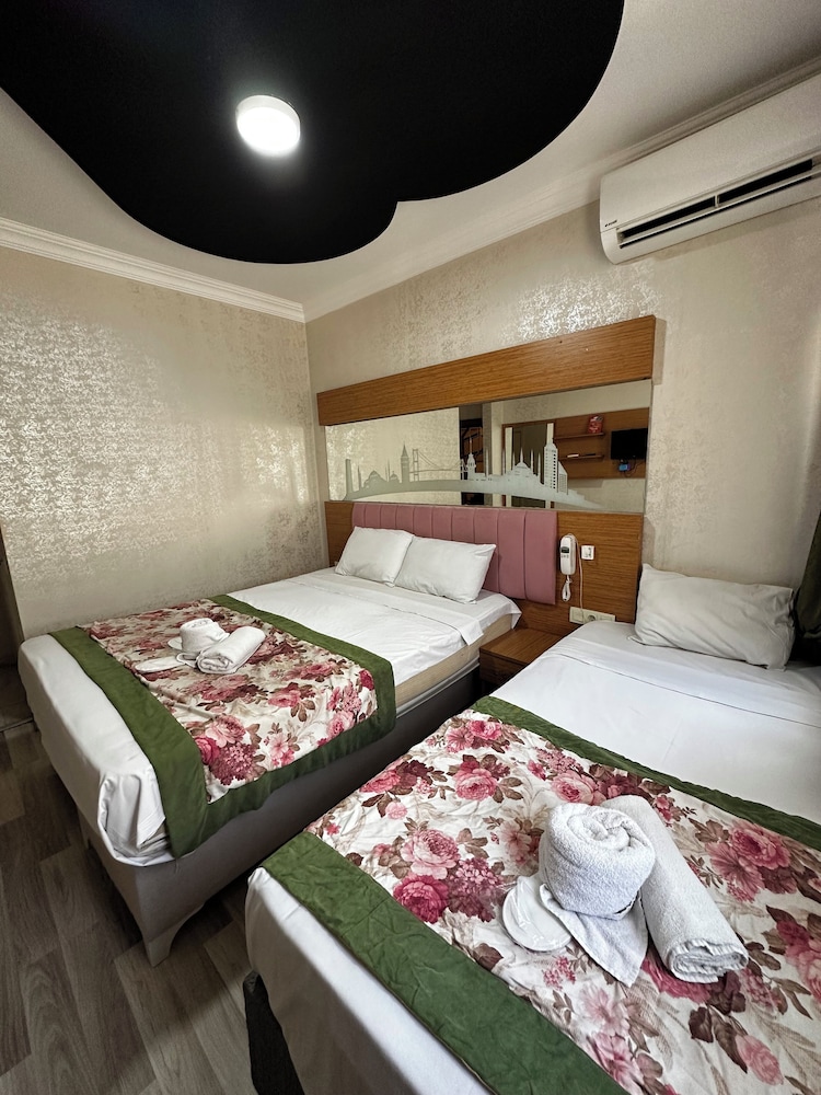 

Bologna - Beyoğlu - Divas Silver Hotel