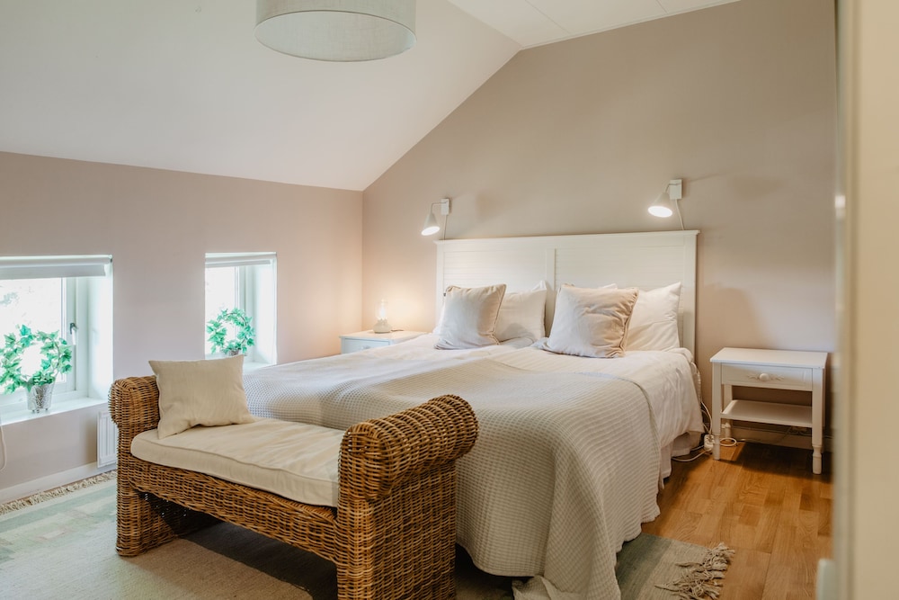 

Roma - Jönköping - Slottsparken Motel
