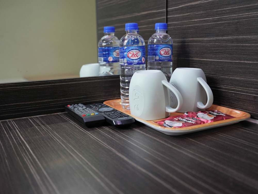 

Bologna - Singapore - Amrise Hotel