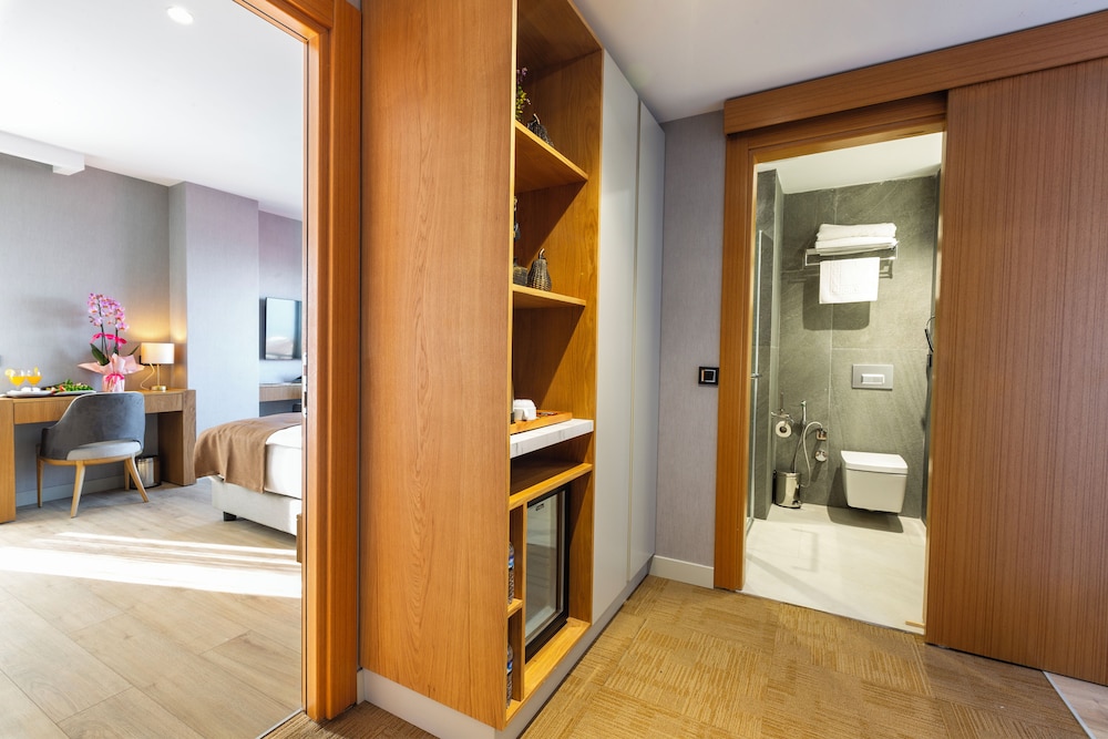 

Milano - Trabzon - North Star Suite Hotel