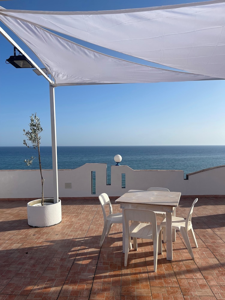 

Pescara - Marinella di Selinunte - Hotel Miramare Garzia