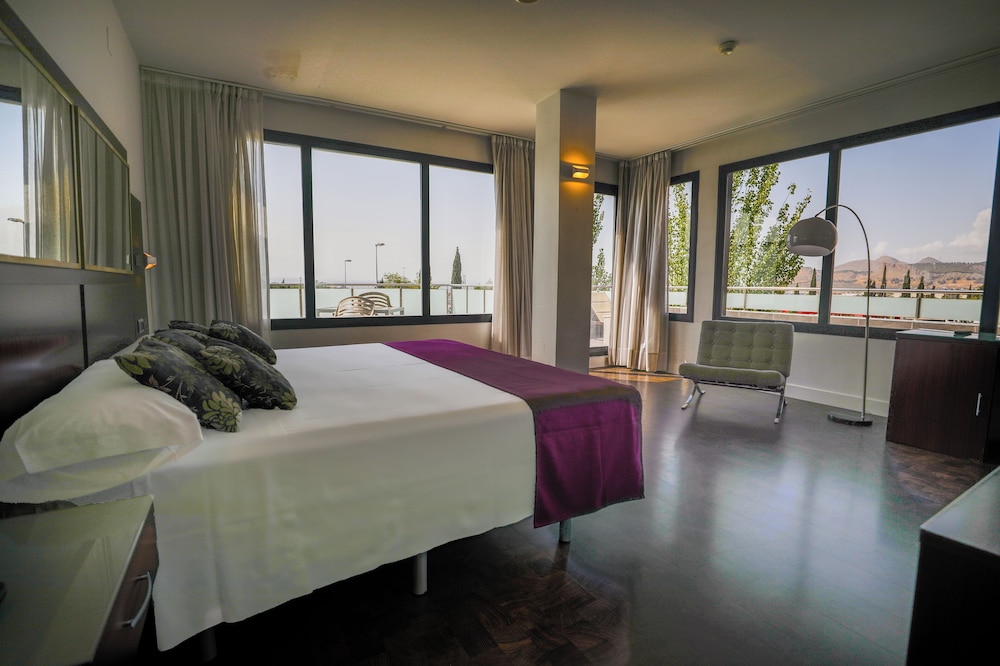 

Milano - Granada - Hotel YIT Conquista de Granada