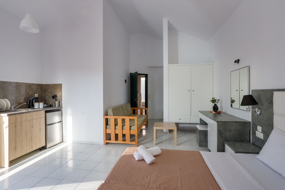 

Roma - Creta, Isole greche - Malia Energy by Estia