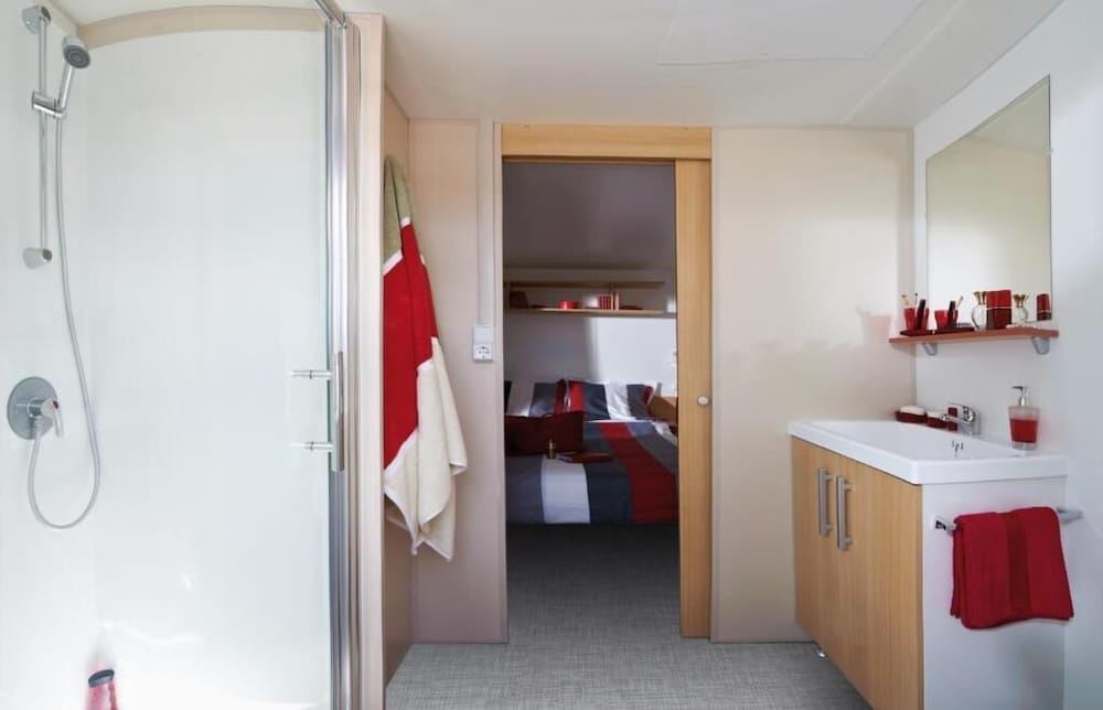 

Bari - Disneyland Paris, Ile-de-France, Francia - Camping Le Parc de Paris