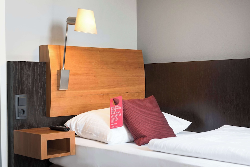 

Catania - Hallbergmoos - Ramada By Wyndham Muenchen Airport