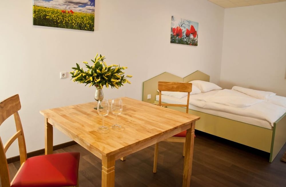 

Roma - Wiener Neustadt - WinRooms "hotel&appartement