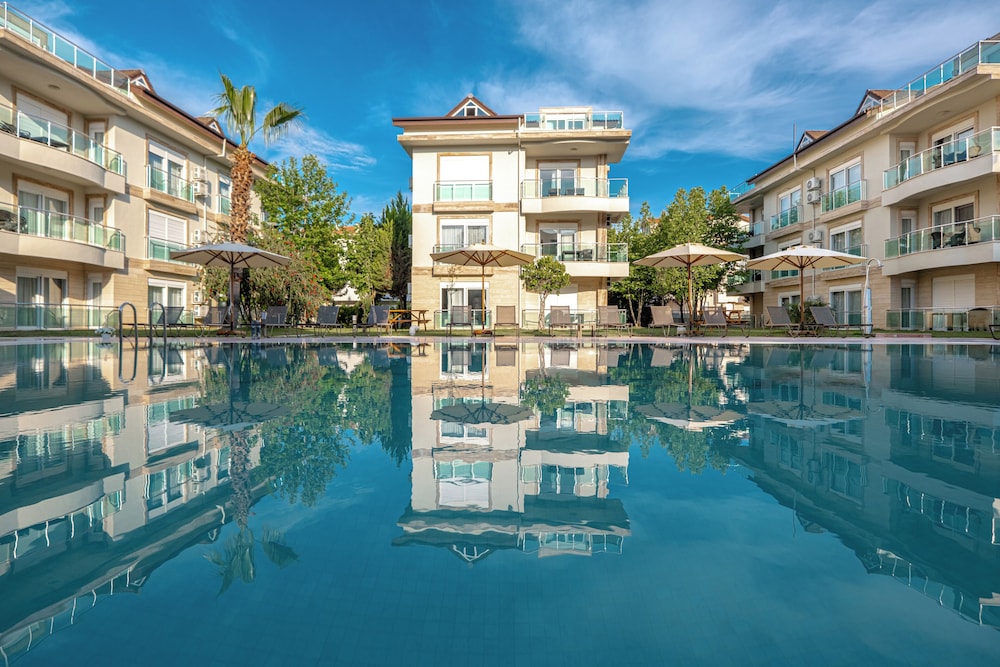 

Bari - Serik - Belek Deluxe Suit