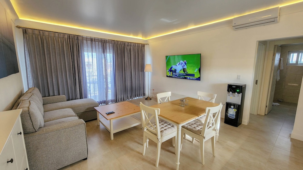 

Roma - Sosua - Condos Esmeralda at Sosua Ocean Village
