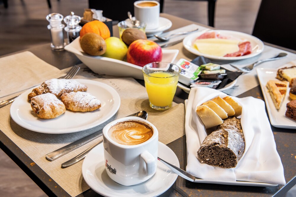 

Catania - Ca' di David - Muraless Art Hotel - WorldHotels Crafted