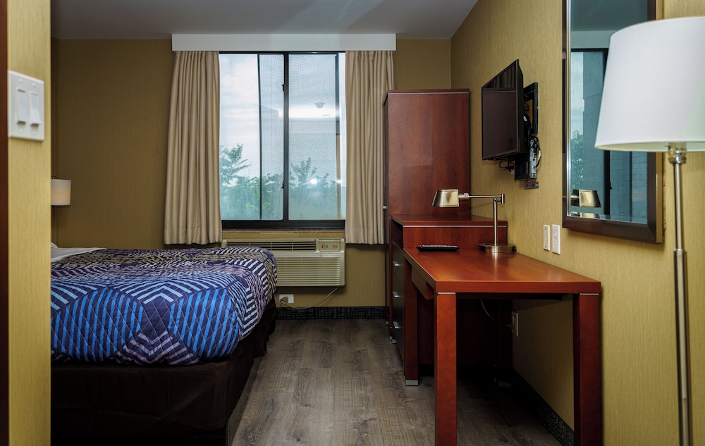 

Roma - Queens - Sky Hotel Flushing/Laguardia Airport