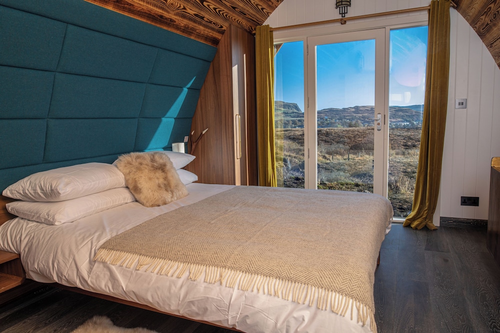 

Bari - Portree - Bracken Hide Hotel
