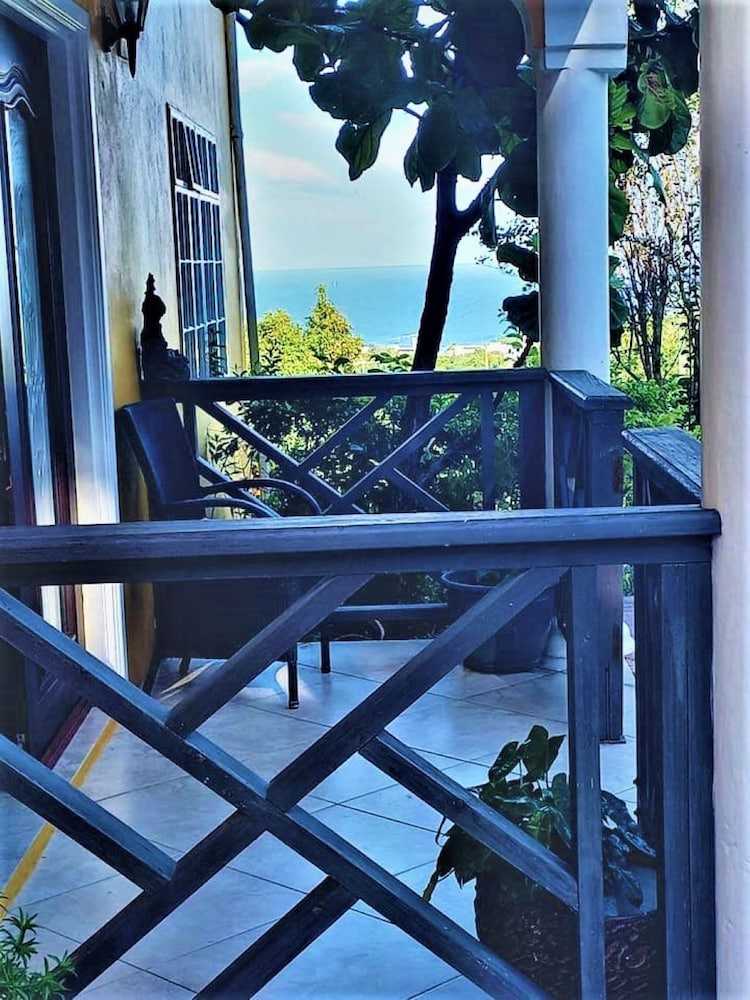 

Milano - Cap Estate - BelleAir Views