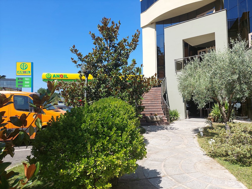 

Lamezia Terme - Tirana - Hotel Green