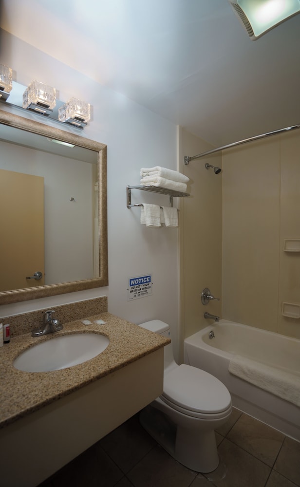 

Firenze - Queens - Sky Hotel Flushing/Laguardia Airport