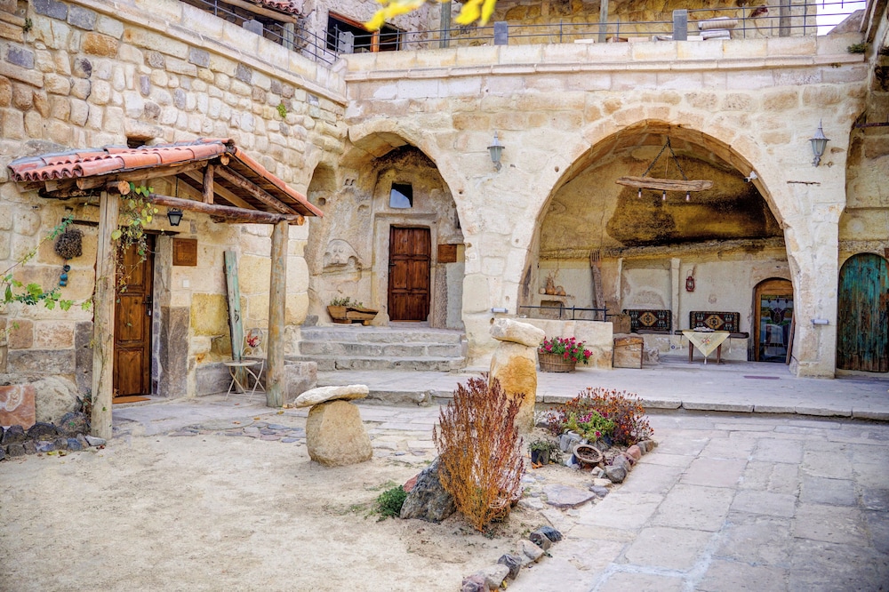 

Milano - Göreme - Gibos Cave Hotel