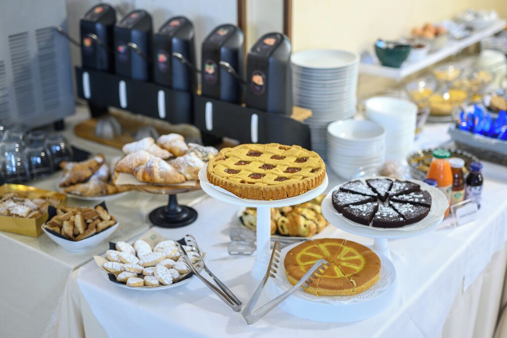 

Reggio Calabria - Siena - Hotel Anna Siena Nord