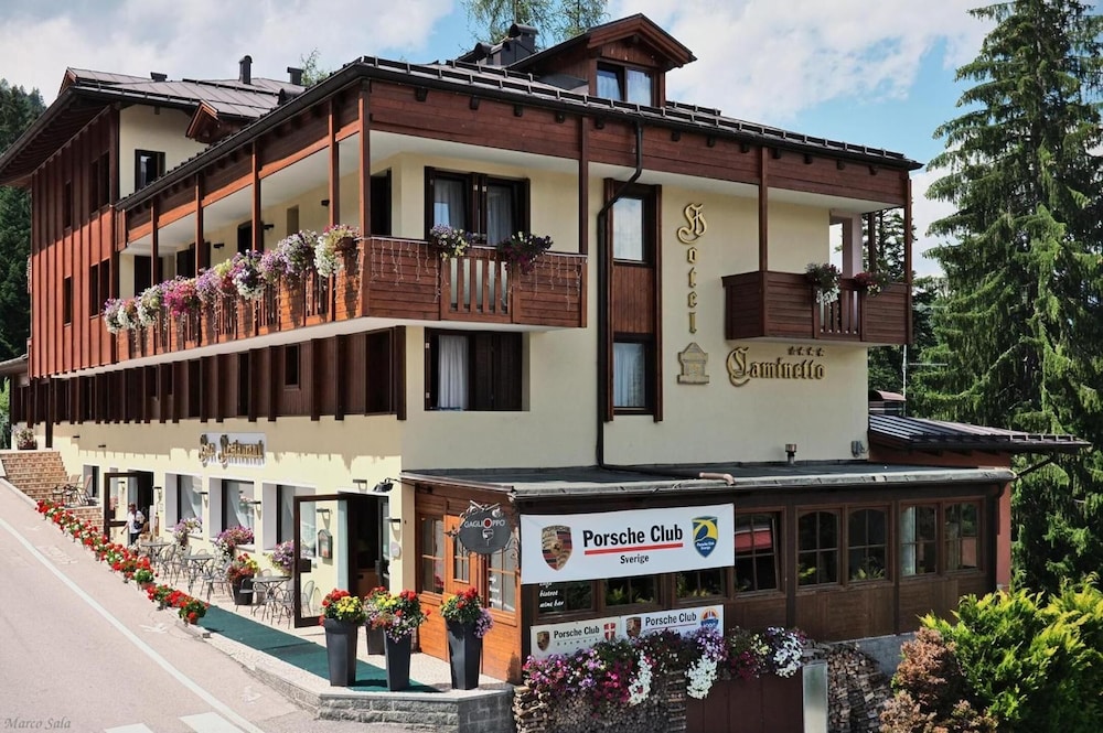

Milano - Folgarida - Hotel Caminetto
