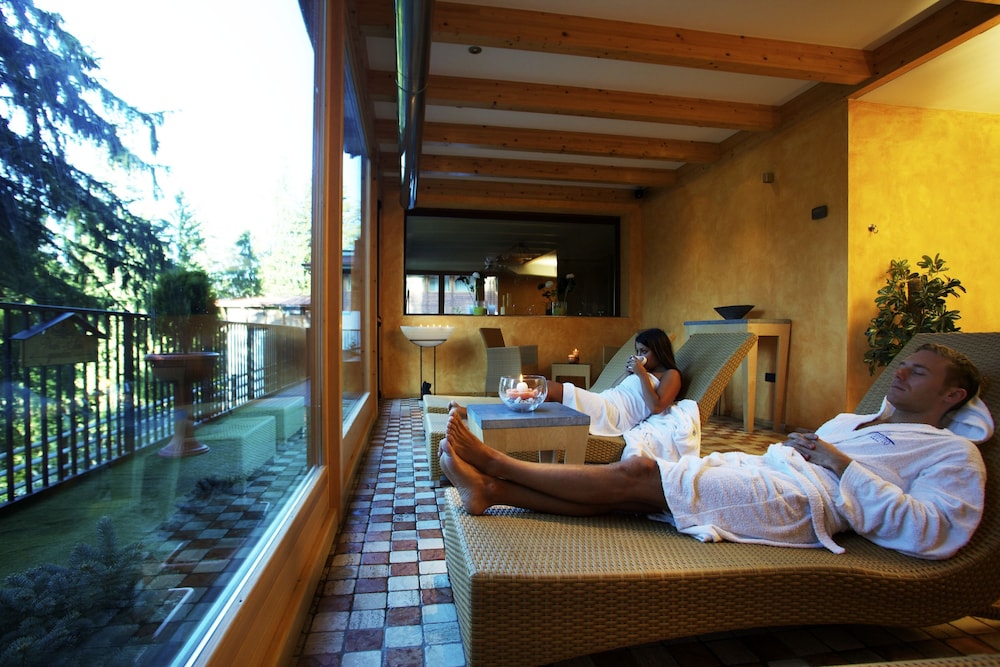 

Roma - Madonna di Campiglio - Hotel Caminetto