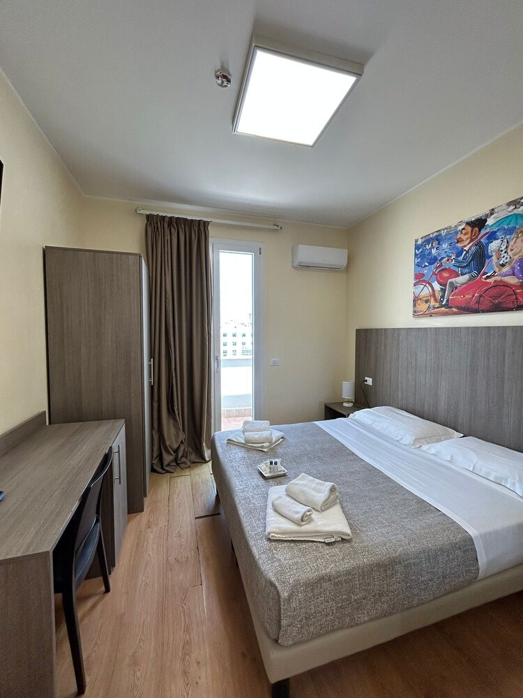 

Pisa - Palermo - 55 Aira Hotel
