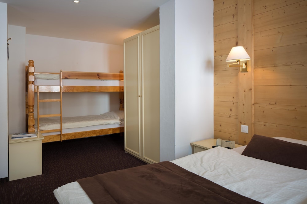 

Milano - Ayent - Hotel La Prairie