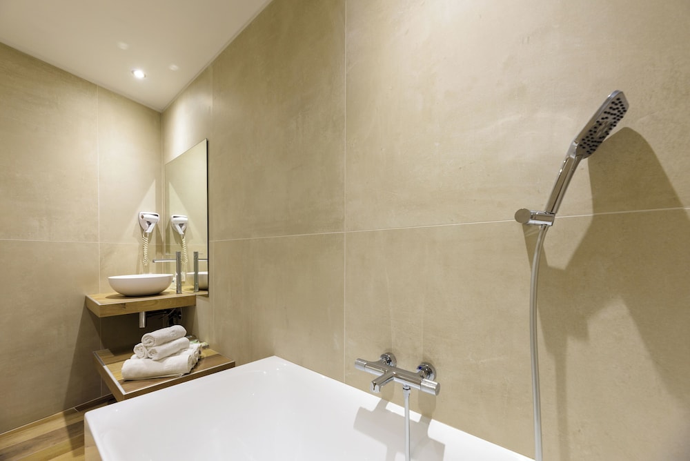 

Roma - Porto-Vecchio - Hotel Le Tilbury